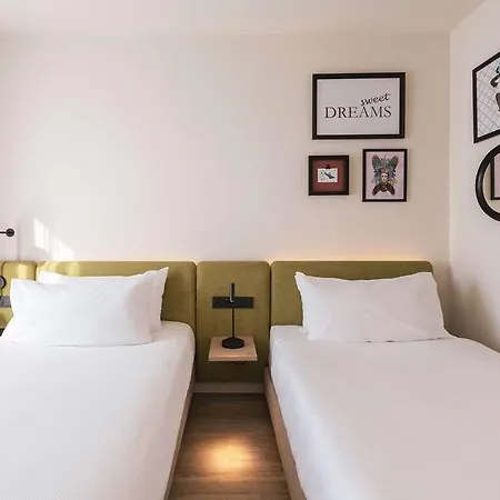 Hampton By Hilton