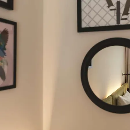 Hampton By Hilton Hotel *