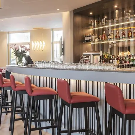 Hampton By Hilton * Costanza